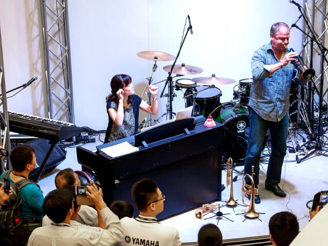 BG大游小号表演艺术家Jens Lindemann（彦斯·林德曼）荣获加拿大勋章