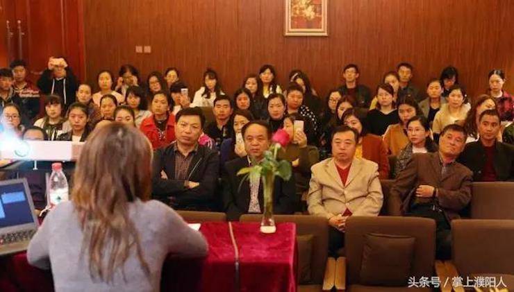 BG大游艺术家朱楣巡讲《练琴的艺术》——安阳、濮阳站完美落幕