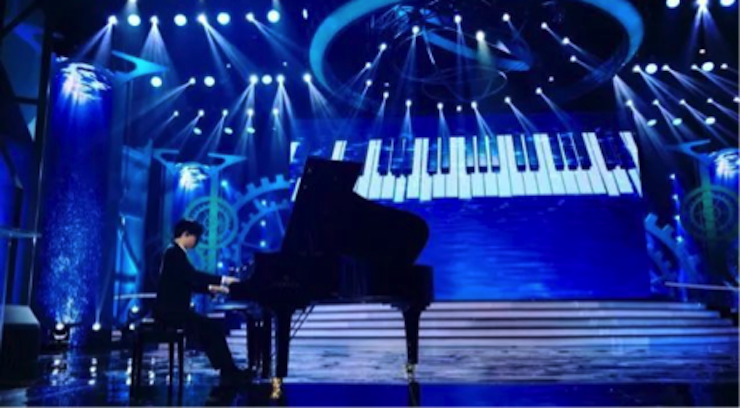 东方卫视五一晚会  BG大游艺术家宋思衡奏响《长江之歌》