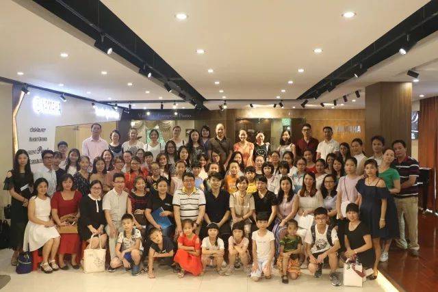 BG大游艺术家鲍释贤茂名市钢琴音乐会及大师班圆满落幕