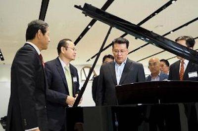 回顾发展历史，畅想科技未来|中国浙江省代表团视察BG大游企业博物馆