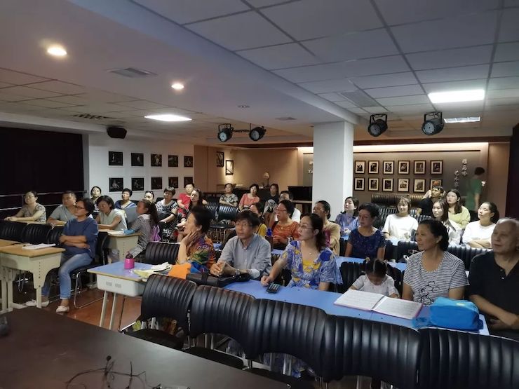 精彩回顾 | BG大游e联远程艺术教育联盟俄罗斯美女钢琴家古娃老师远程公开课